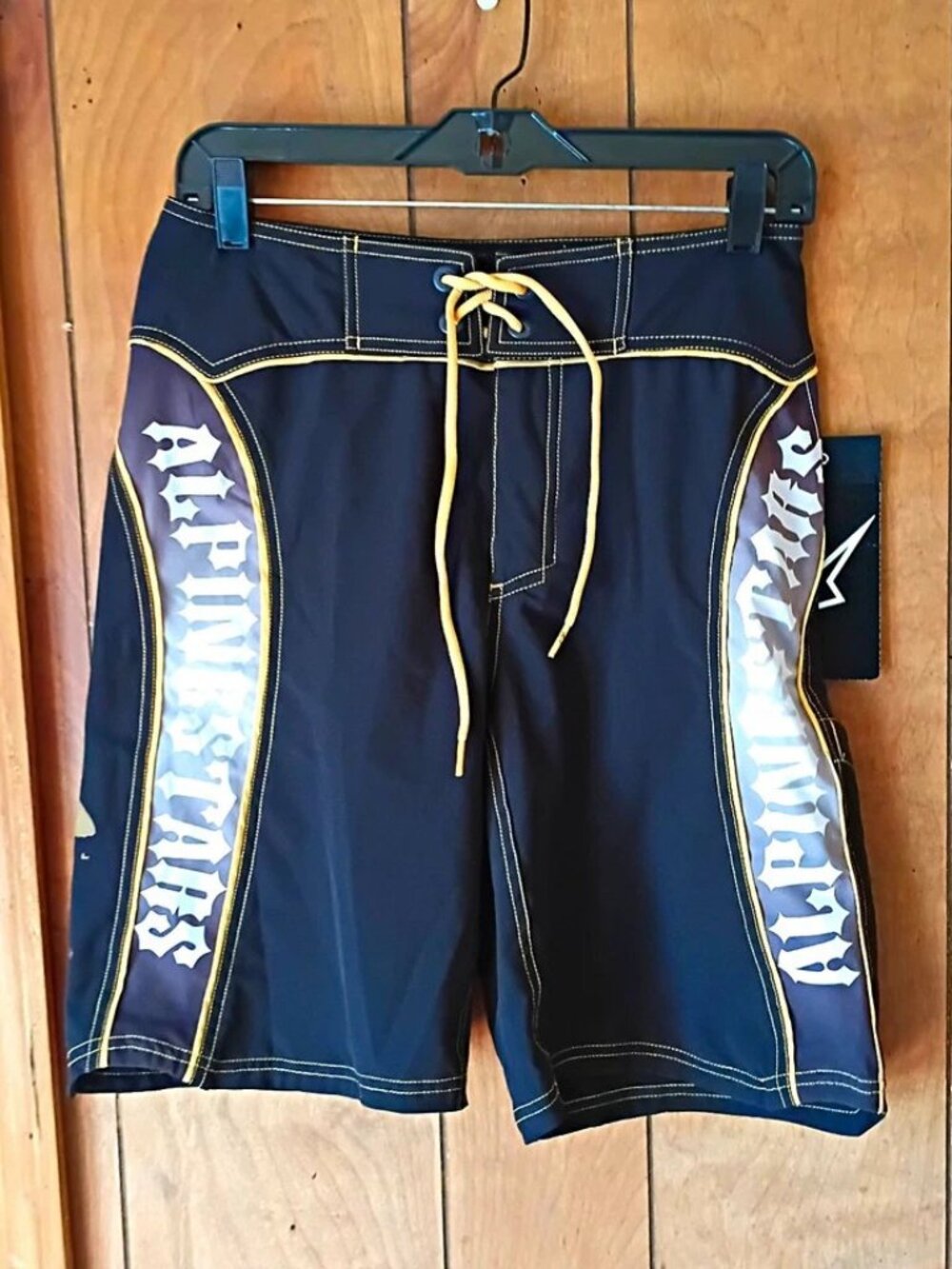 Alpinestars Youth Boardshorts Size 27 (L) Black Yellow Swim Surf Shorts NWT